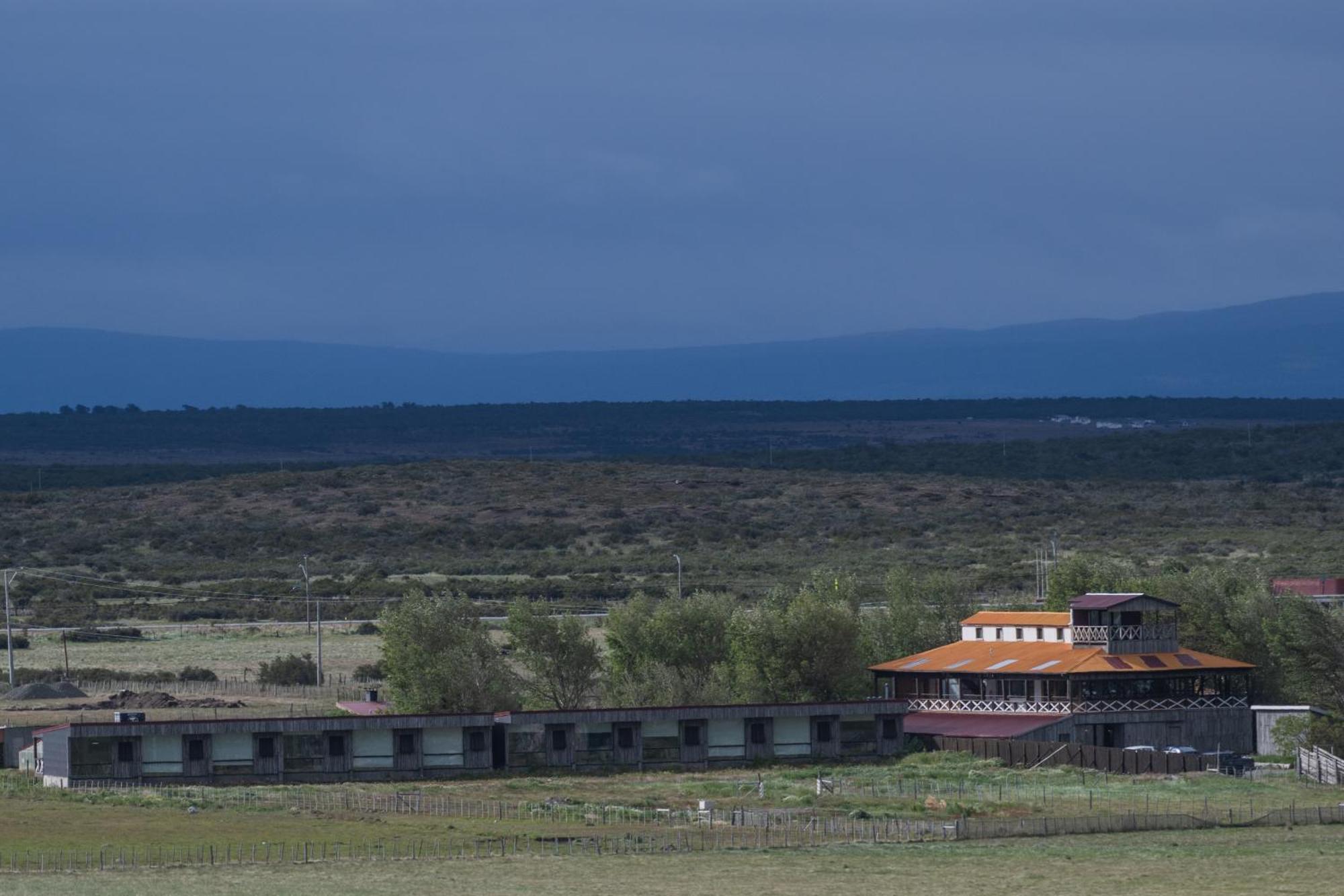 Hotel Hacienda Dorotea Puerto Natales Exterior foto